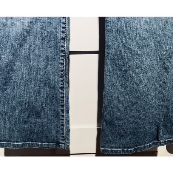 Vintage Levi's 512 Med Wash Perfectly Shaping Boot Cut Stretch Jeans Plus 18W - Picture 3 of 10